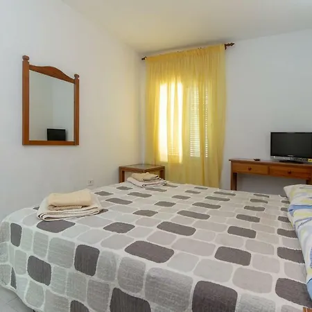Los Olivos 17 One Bed Апартаменты