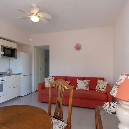 Los Olivos 17 One Bed Апартаменты *