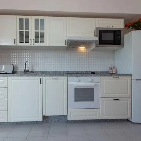 Los Olivos 17 One Bed Апартаменты *