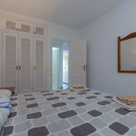 Los Olivos 17 One Bed Апартаменты Adeje